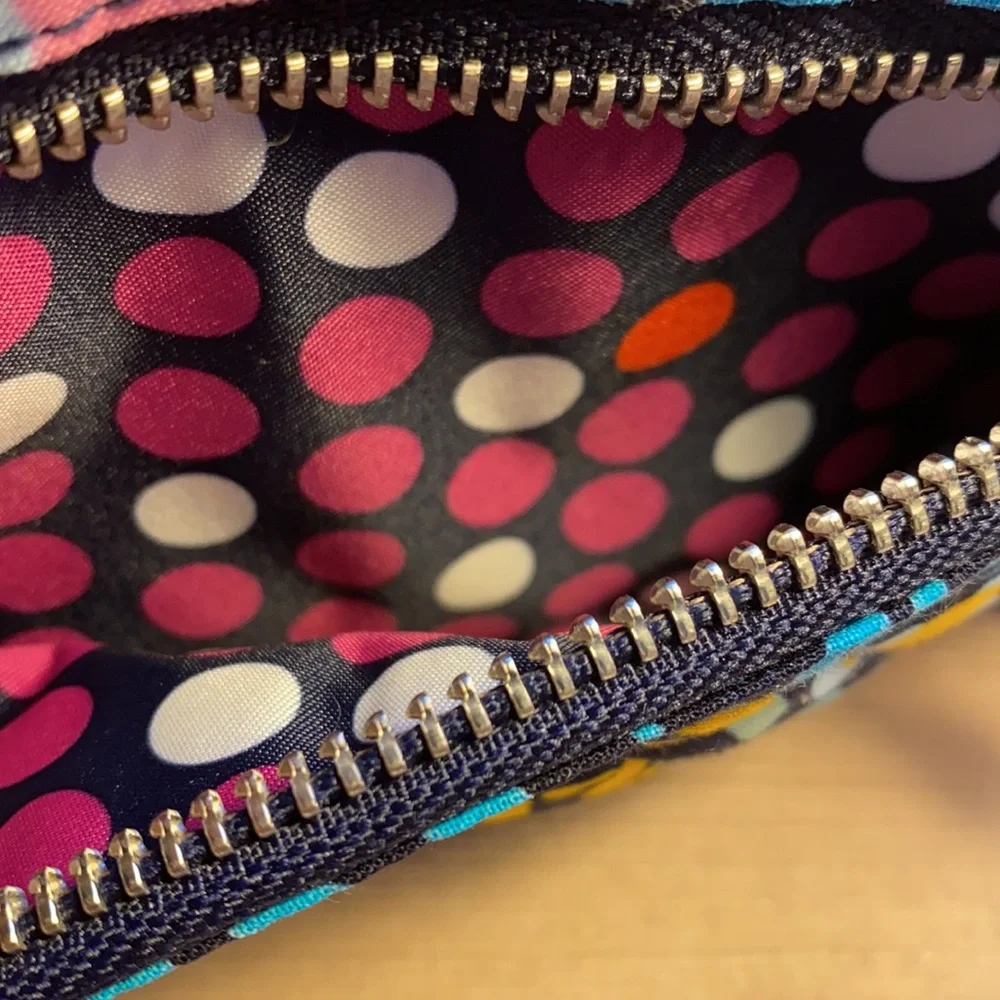 NWOT Vera Bradley wallet w/wrist leash - Picture 11 of 16
